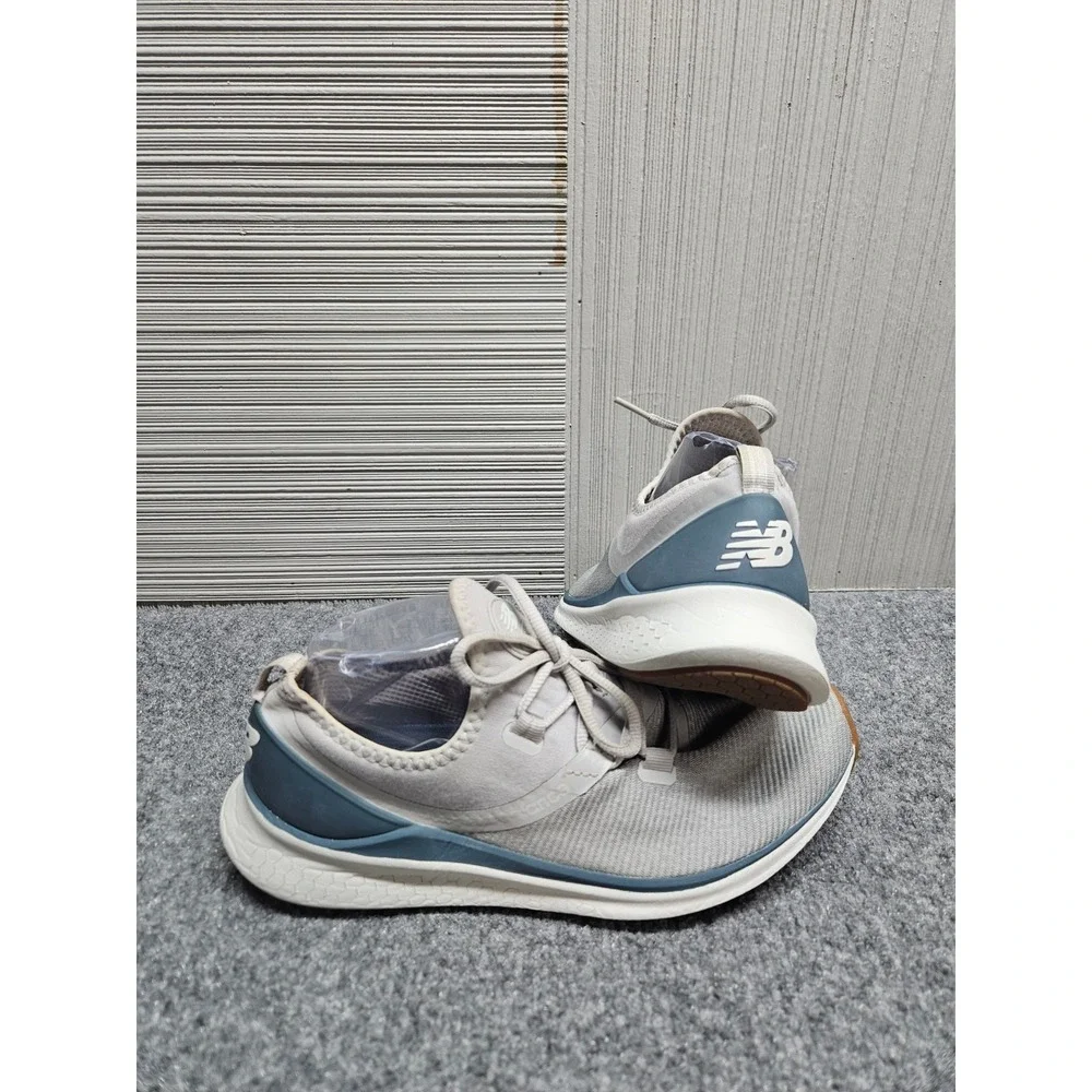 New Balance Fresh Foam Lazr V1 Men Athletic Shoe 9D Gray Knit‎ Lace Up Sneaker